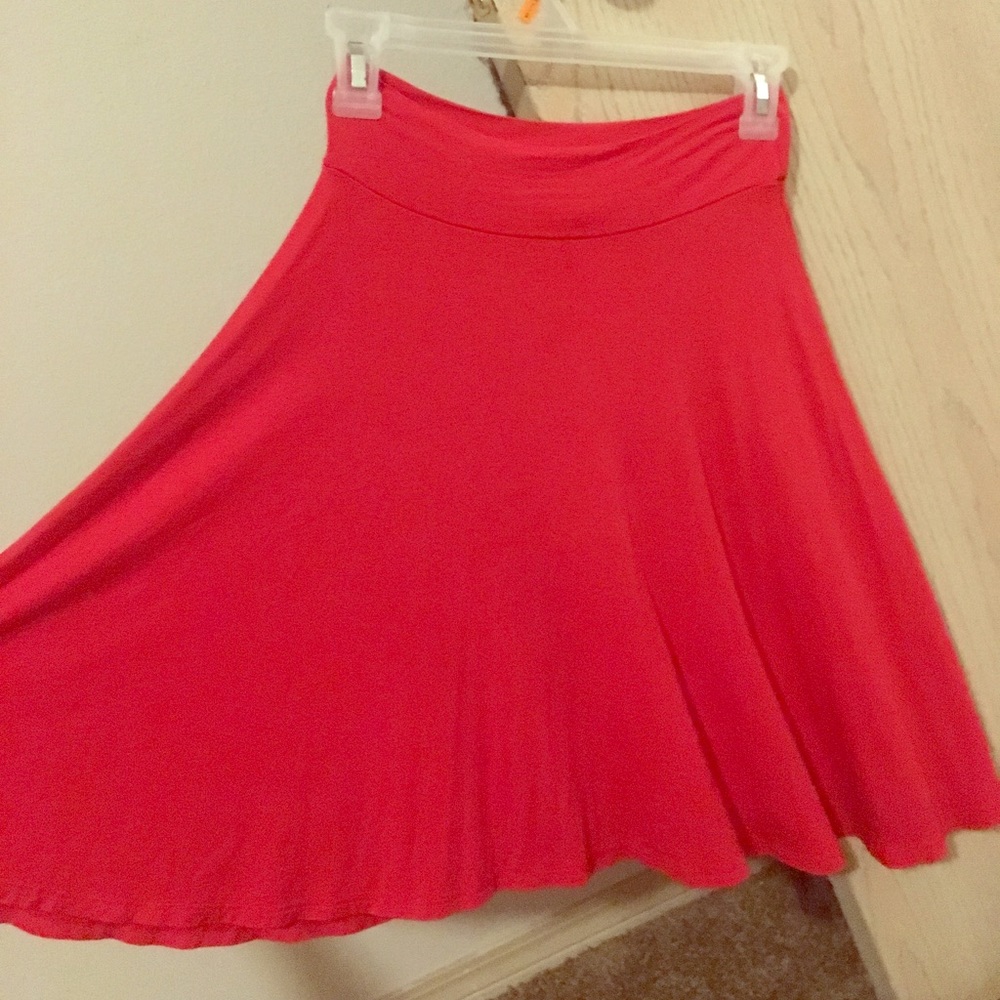 Red Charlotte Russe highwaisted skirt